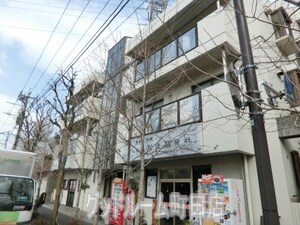 リバー外観写真