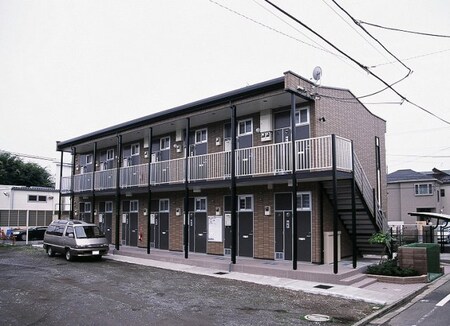 レオパレスベルジュ由野台外観写真