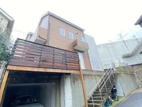 鶴川６丁目貸家