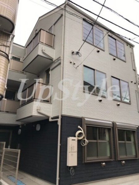 リブ綾瀬外観写真