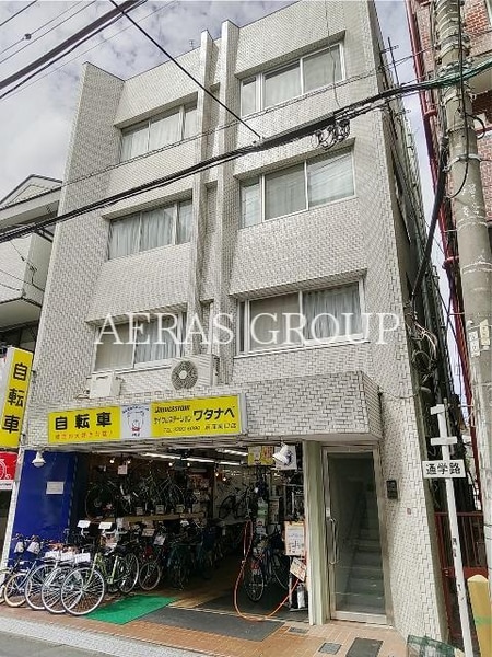 秋山ビル外観写真