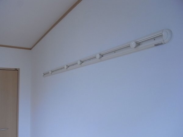 物件内観写真12　(ピクチャーレール)