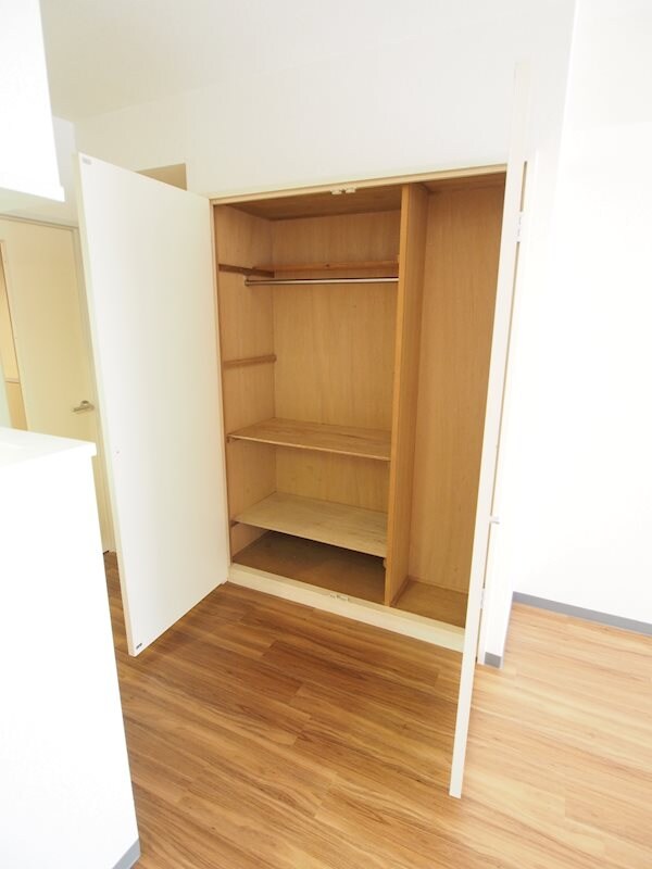 物件内観写真20　(クローゼット（1）)