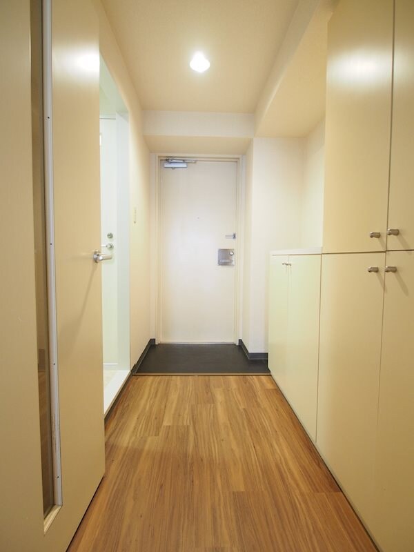 物件内観写真23　(ホール（1）)