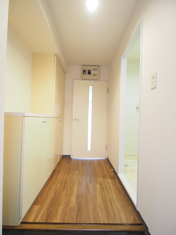 物件内観写真25　(ホール（2）)