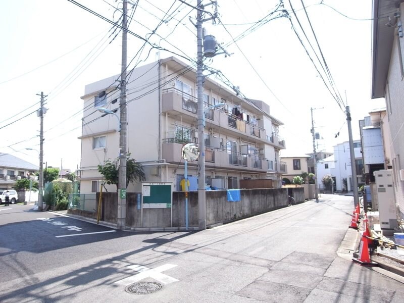 清風マンションの物件外観写真