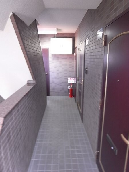 物件内観写真13　(玄関（外側）)