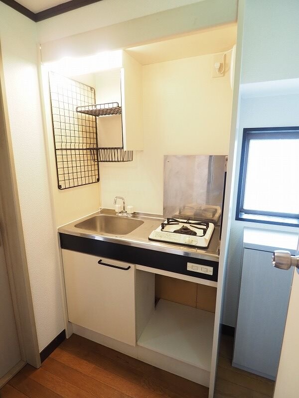 物件内観写真18　(キッチン全体)