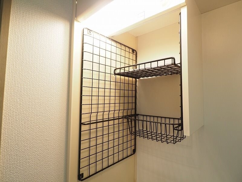 物件内観写真21　(キッチン上部収納)