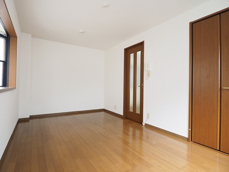 物件内観写真6　(別部屋同間取り)