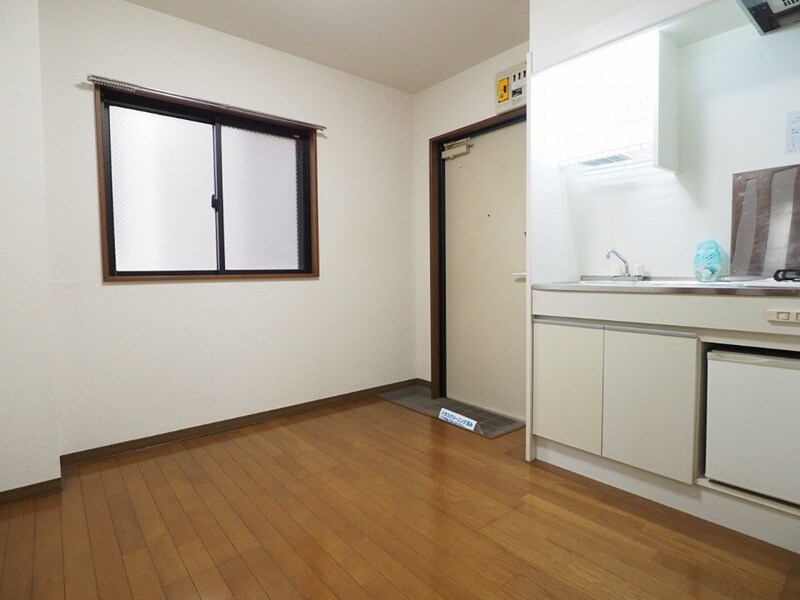 物件内観写真9　(別部屋同間取り)