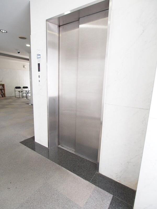 物件内観写真23　(エレベーター)