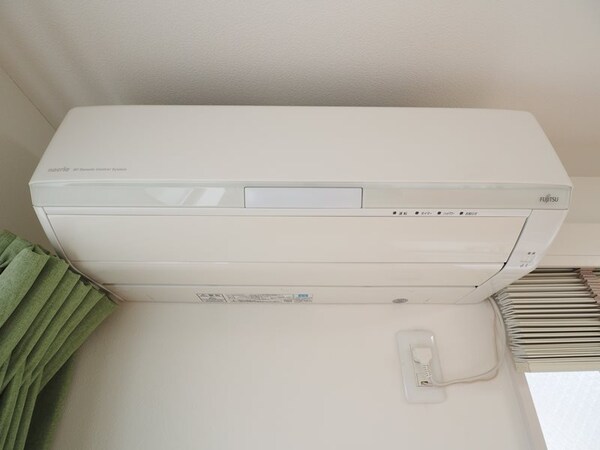 その他(３Ｆ東側洋室のエアコン（サービス品）)