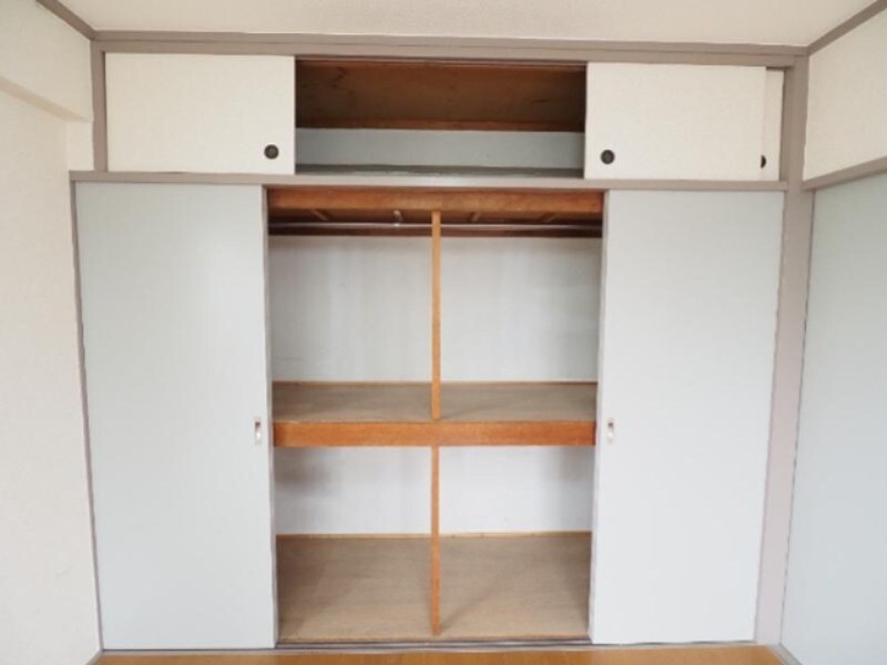 物件内観写真15　(リフォーム前の写真です)