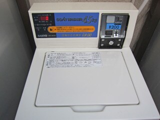 物件内観写真9　(住人専用の洗濯機)