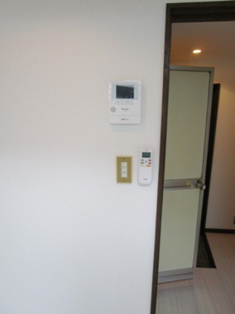 物件内観写真10　(カラーTVインターホン)