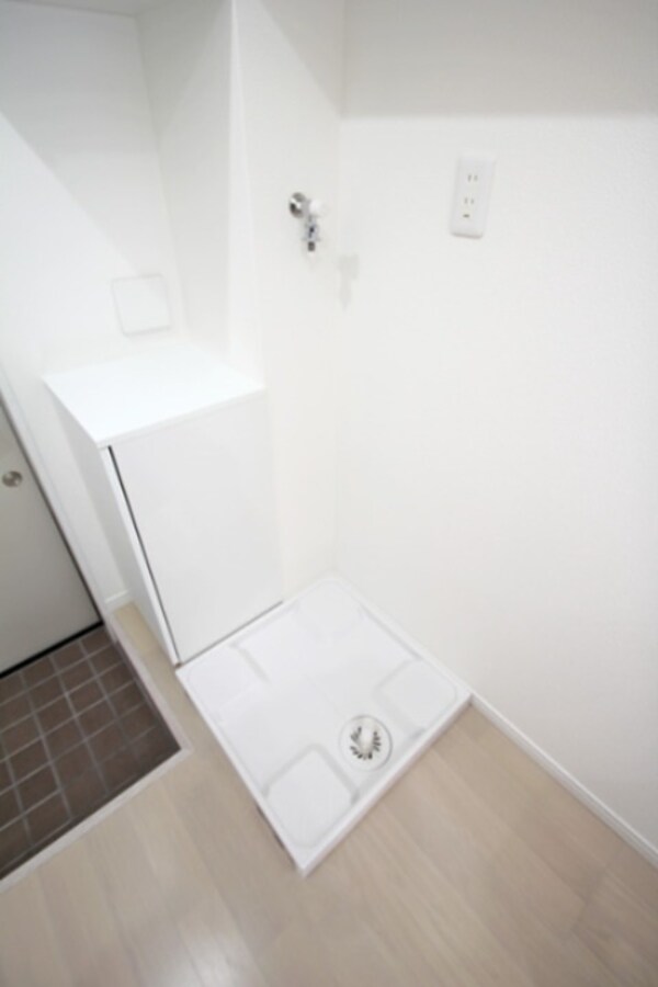 その他(室内洗濯機置き場)