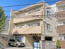 日新ビルの外観写真