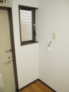 物件内観写真2　(室内洗濯機置き場)