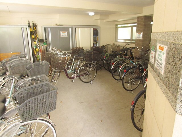 物件内観写真19　(自転車置き場)