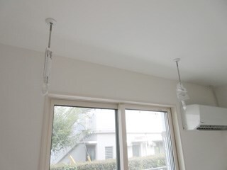 物件内観写真15　(室内物干し)