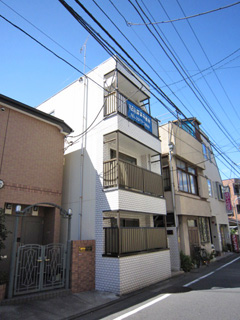 春日コーポ