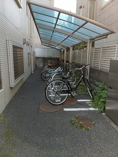 物件内観写真22　(駐輪場)