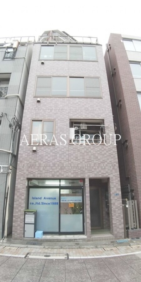 STビル外観写真