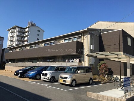 アジュール久宝寺北外観写真