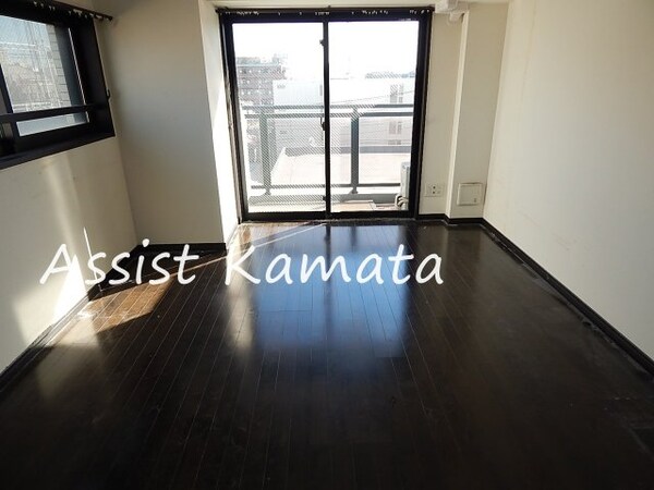 洋室(写真は同タイプの別号室です)