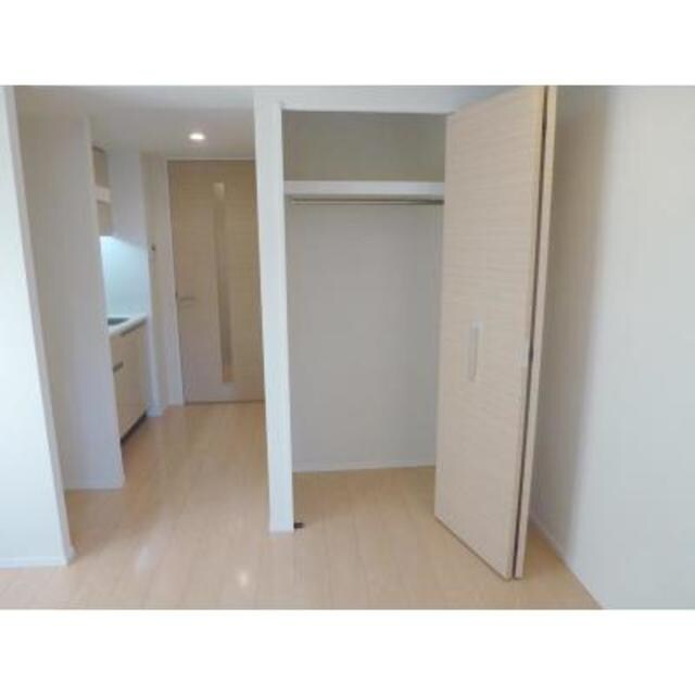物件内観写真8　(※写真は同タイプ住戸です。)