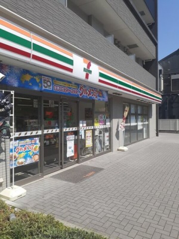 周辺環境(セブンイレブンまで136m)