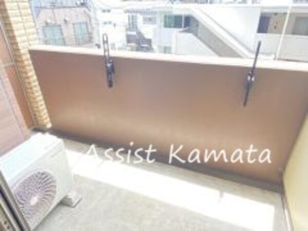 バルコニー(写真は同タイプの別号室です)