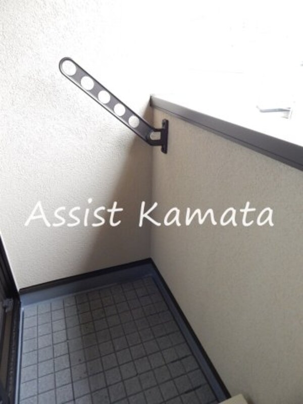 バルコニー(写真は同タイプの別号室です)