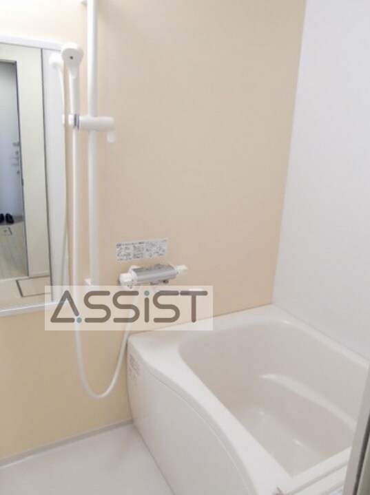 物件内観写真5　(写真は同タイプの別号室です)