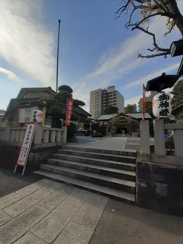 物件外観写真4　(天祖神社まで57m)