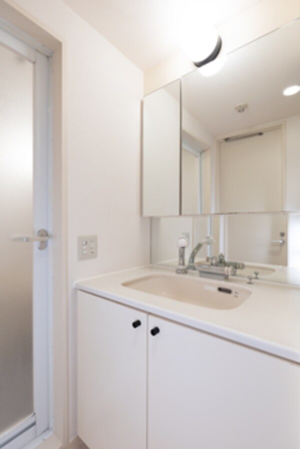 洗面・脱衣所(※写真は同タイプ住戸です。)