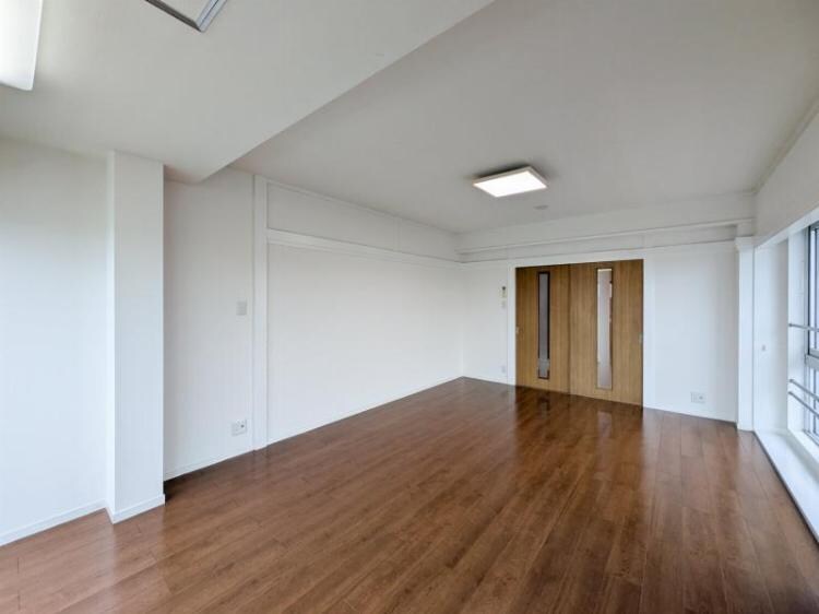 物件内観写真8　(玄関)