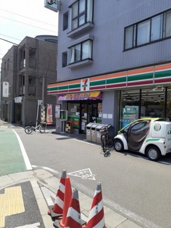 周辺環境(セブンイレブンまで211m)