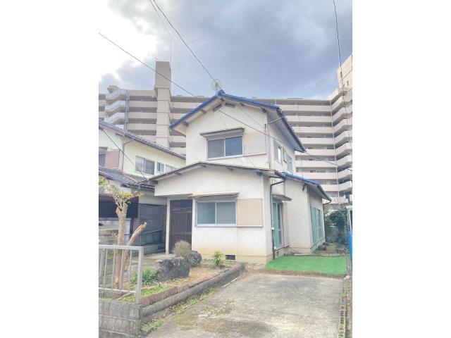岡町貸家