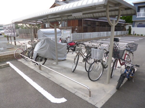 敷地内/建物(駐輪場)