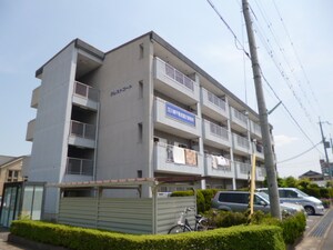 クレストコート外観写真
