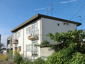 葉山ハイツ　Ａ棟外観写真