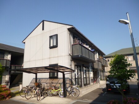 リバーハウス　東棟外観写真