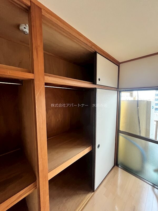 物件内観写真12　(ハンガー掛けも完備！)