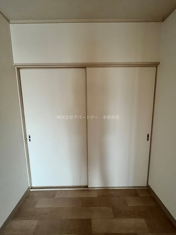 物件内観写真23　(白の扉で見映えよく！)