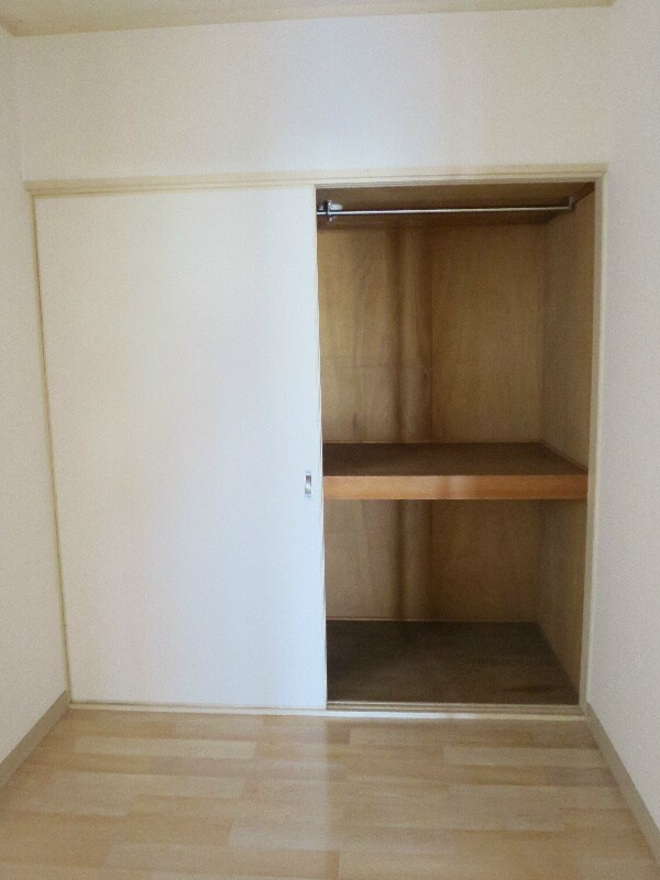 物件内観写真24　(収納)