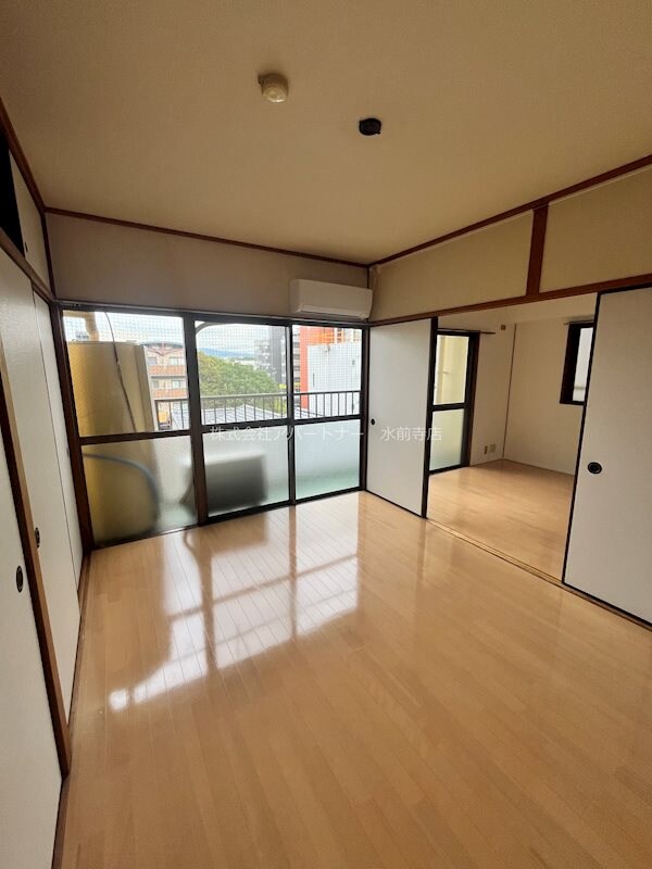 物件内観写真25　(日当たりがよく、日中は気持ちい！)