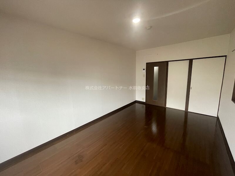 物件内観写真4　(洋室スペース！)