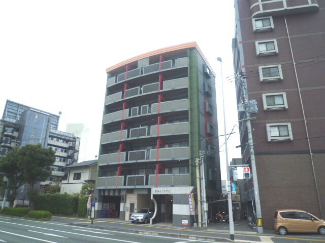 外観(アクセスに便利な東バイパス沿いのマンションです！)